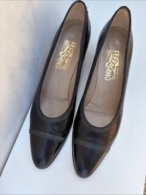 Salvatore Ferragamo Black Leather Low Heel Pumps